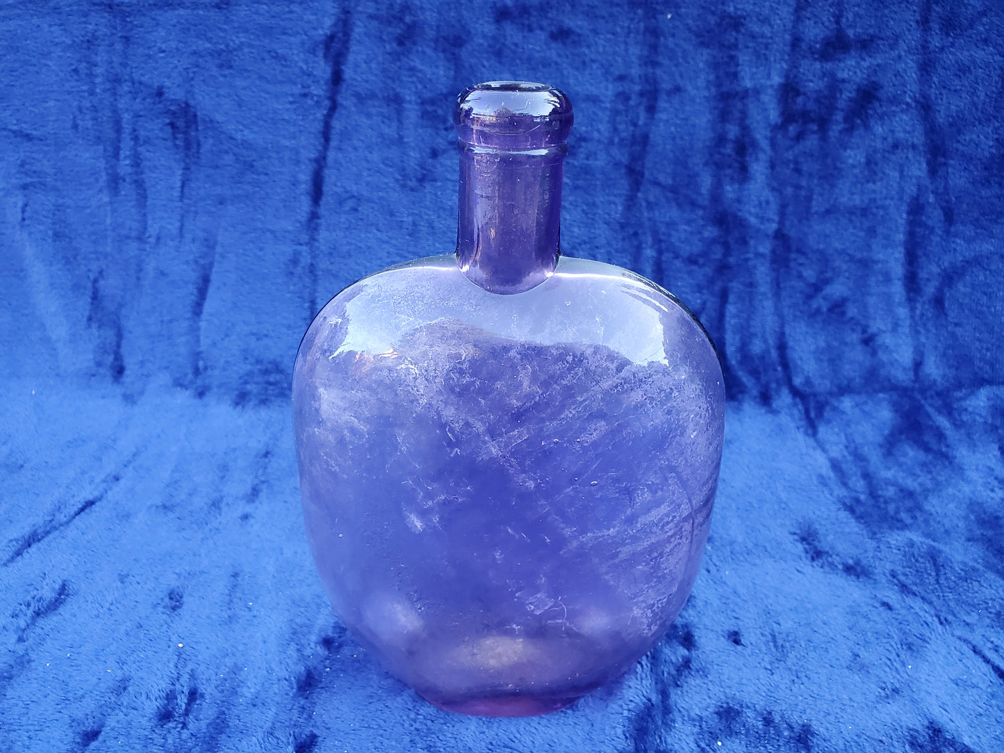Amethyst / Purple Flask-Form Bottle