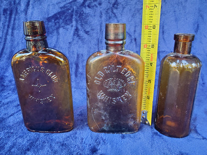 OLD GILT EDGE WHISKEY FLASK (CROWN LOGO) 1900–1915